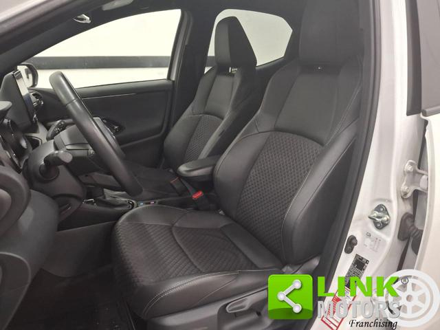 TOYOTA Yaris usata, con Boardcomputer