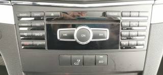 MERCEDES-BENZ E 220 usata, con Controllo trazione