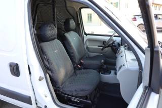 RENAULT Kangoo usata 11