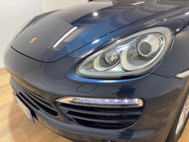 PORSCHE Cayenne usata, con Specchietti laterali elettrici