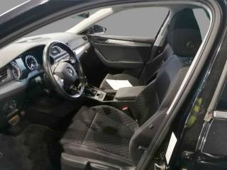 SKODA Superb usata, con Alzacristalli elettrici