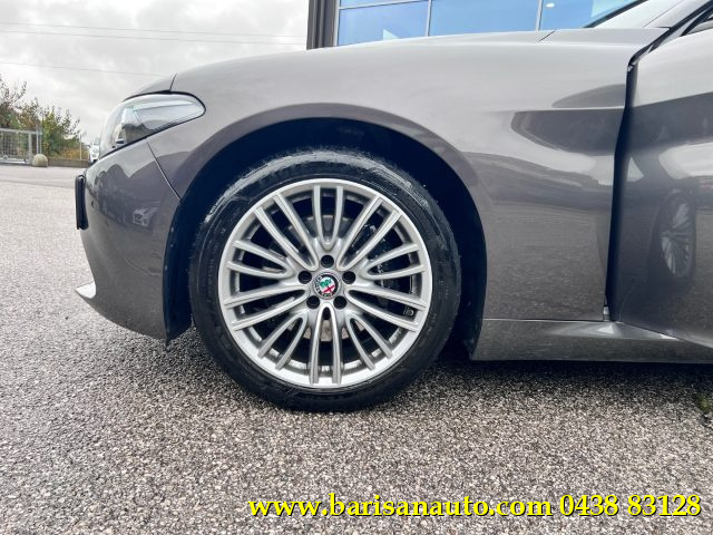ALFA ROMEO Giulia usata, con Luci diurne LED