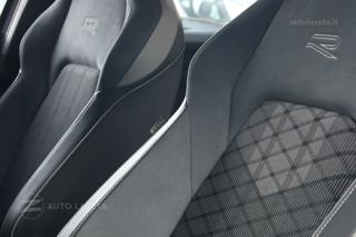 VOLKSWAGEN Golf usata, con Autoradio
