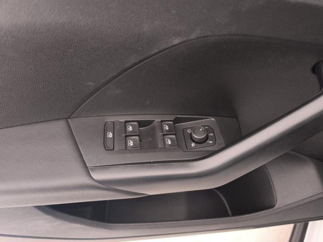 VOLKSWAGEN T-Cross usata, con Touch screen