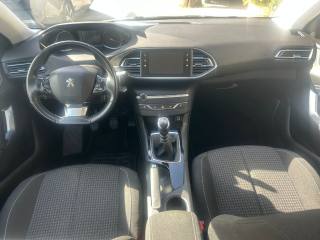 PEUGEOT 308 usata, con Cerchi in lega