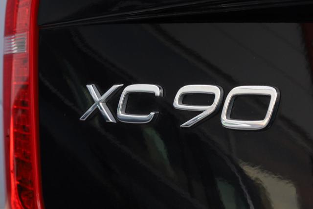 VOLVO XC90 usata, con Monitoraggio pressione pneumatici