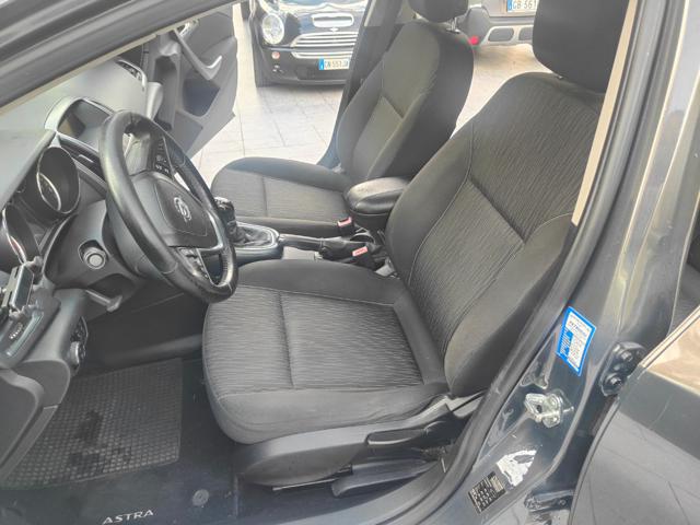 OPEL Astra usata, con Cerchi in lega