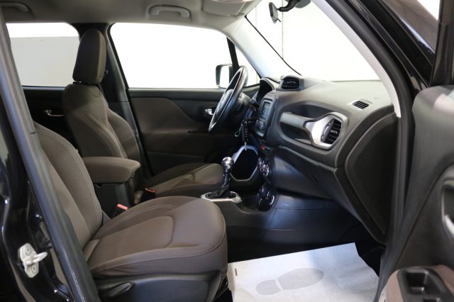 JEEP Renegade usata, con USB