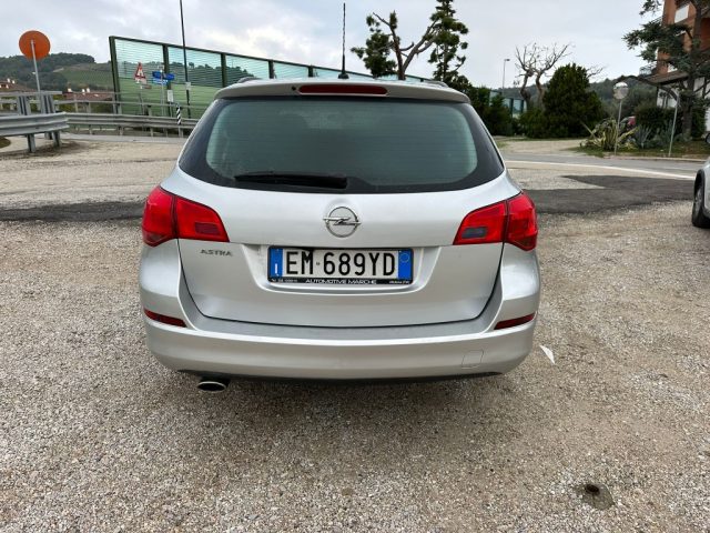 OPEL Astra usata, con Alzacristalli elettrici