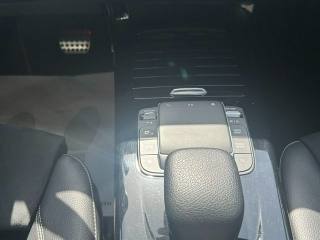 MERCEDES-BENZ A 180 usata, con Leve al volante