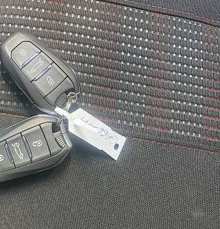 PEUGEOT 308 usata, con Sedili sportivi