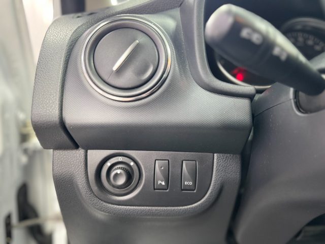 DACIA Sandero usata, con MP3