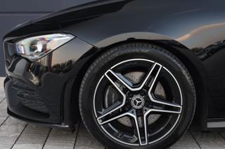 MERCEDES-BENZ CLA 220 usata, con Telecamera per parcheggio assistito
