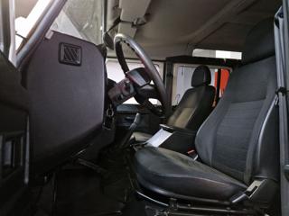 LAND ROVER Defender usata, con Fendinebbia