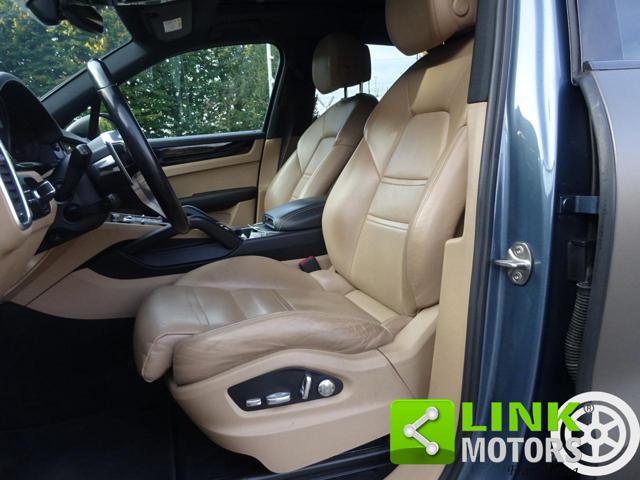 PORSCHE Cayenne usata, con Sedile posteriore sdoppiato