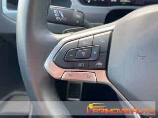 VOLKSWAGEN Touran usata, con Sistema di navigazione