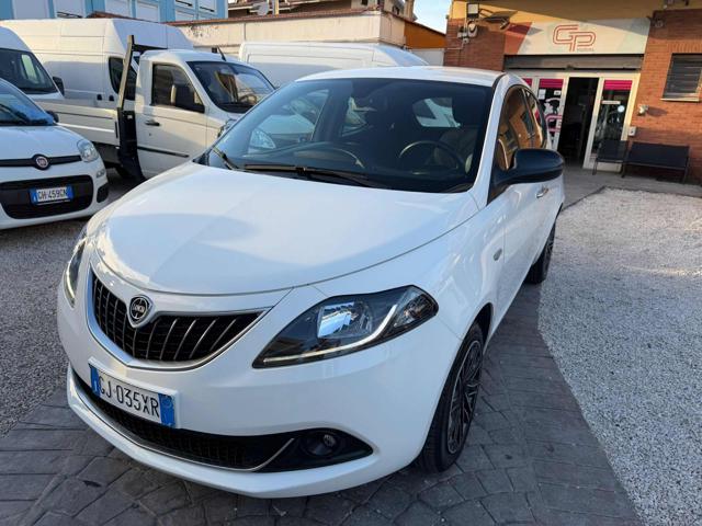 LANCIA Ypsilon usata, con Airbag