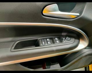 JEEP Avenger usata, con Telecamera per parcheggio assistito