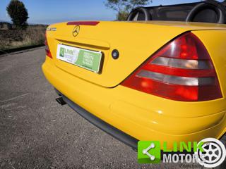 MERCEDES-BENZ SLK 200 usata, con Specchietti laterali elettrici