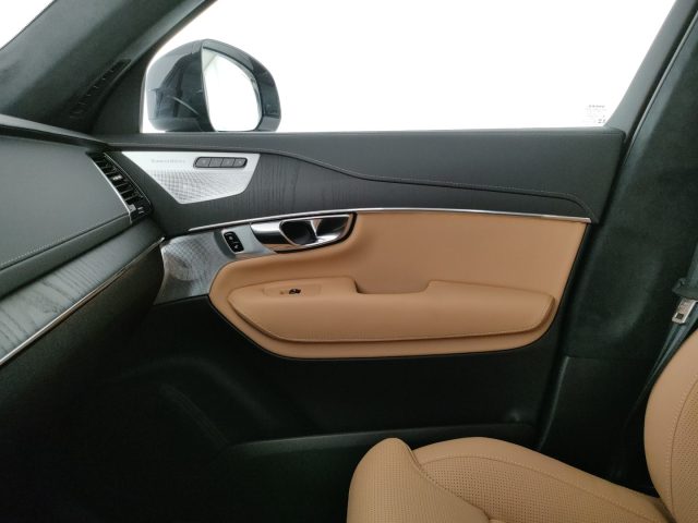 VOLVO XC90 usata, con Sistema di navigazione