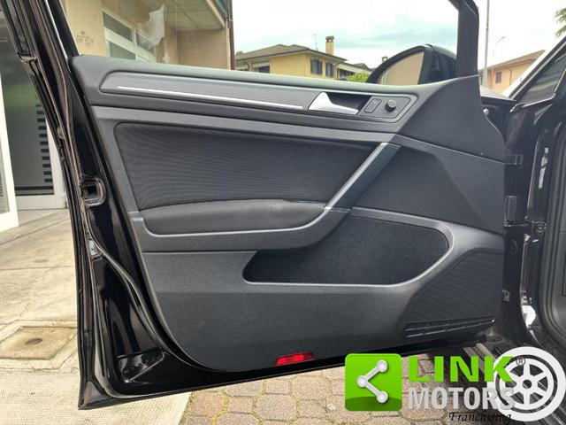 VOLKSWAGEN Golf GTI usata, con Touch screen