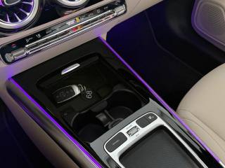 MERCEDES-BENZ GLA 180 usata, con Controllo elettronico della corsia