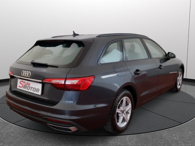 AUDI A4 usata, con Airbag Passeggero