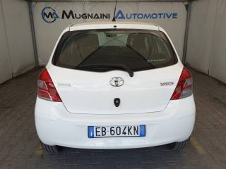 TOYOTA Yaris usata, con Servosterzo