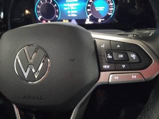 VOLKSWAGEN Golf usata, con Sensori di parcheggio posteriori