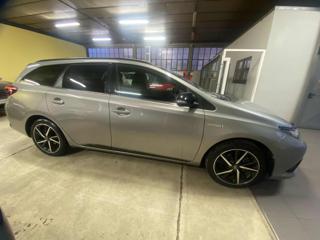 TOYOTA Auris usata 18