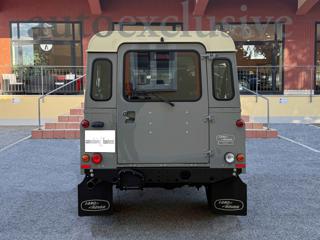 LAND ROVER Defender usata, con Servosterzo