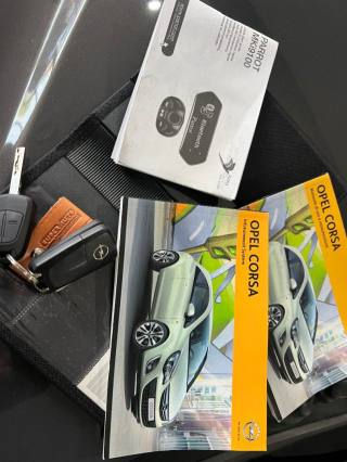 OPEL Corsa usata, con Climatizzatore