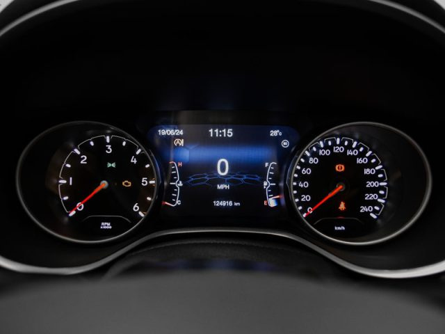 JEEP Compass usata, con Autoradio