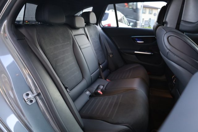 MERCEDES-BENZ C 300 usata 142