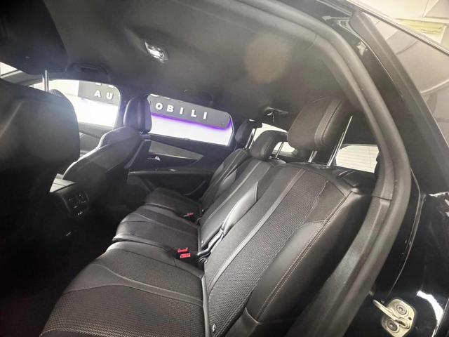 PEUGEOT 5008 usata, con Vetri oscurati