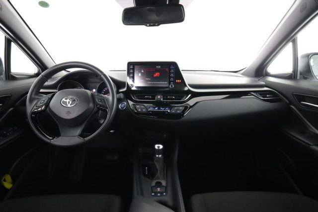 TOYOTA C-HR usata 4