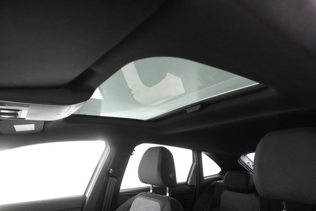 VOLKSWAGEN Taigo usata 13