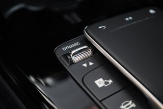 MERCEDES-BENZ CLA 220 usata, con Sedile posteriore sdoppiato