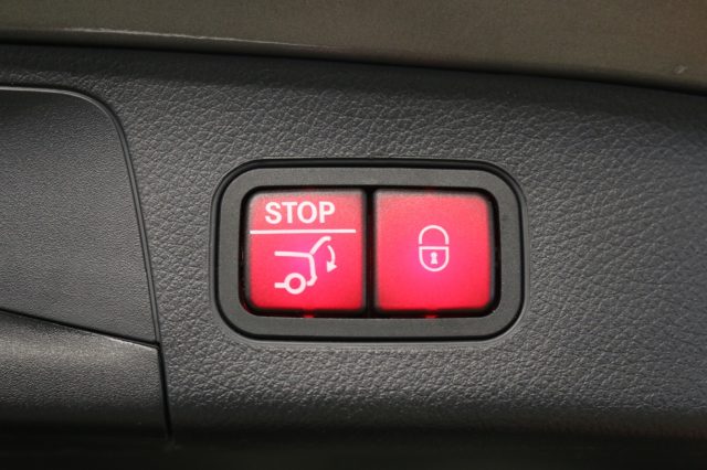 MERCEDES-BENZ GLA 200 usata, con Bluetooth