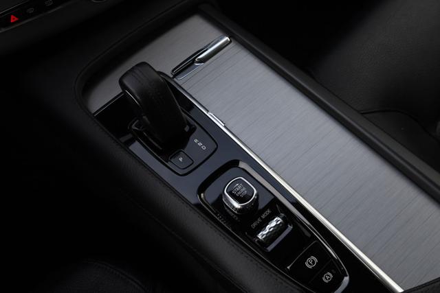 VOLVO XC90 usata, con Interni in pelle