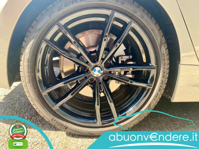 BMW 330 usata, con USB