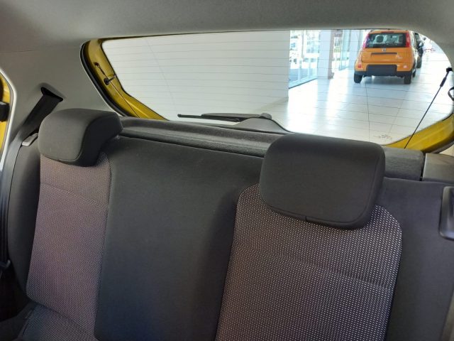 VOLKSWAGEN up! usata, con Servosterzo