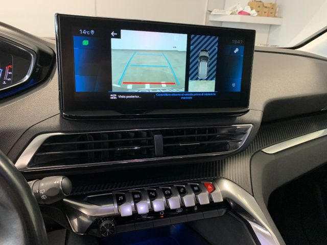 PEUGEOT 3008 usata, con Fari Xenon