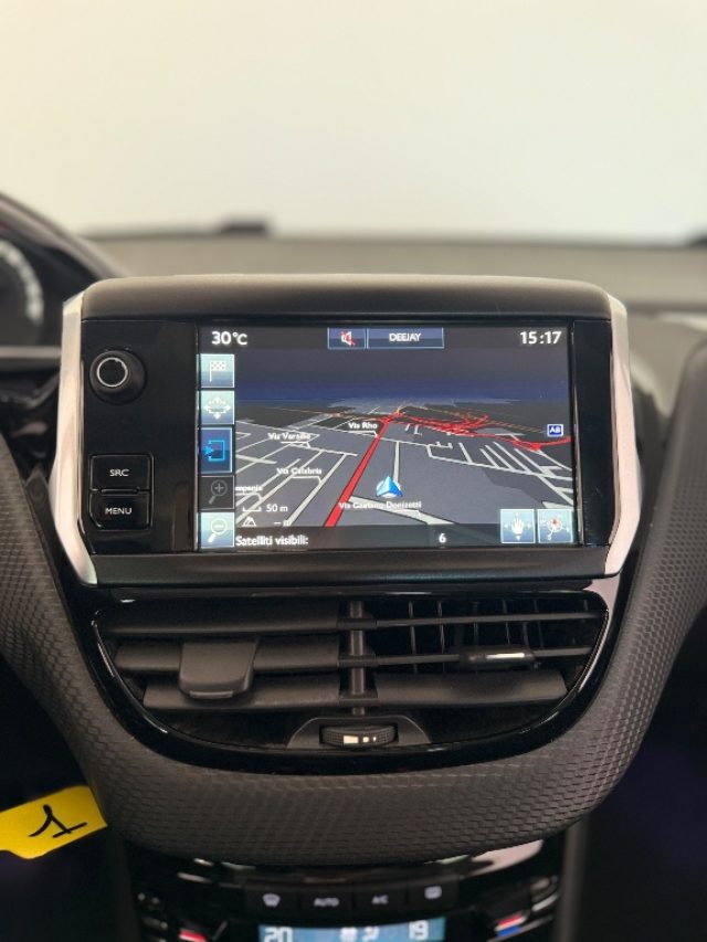 PEUGEOT 208 usata 17