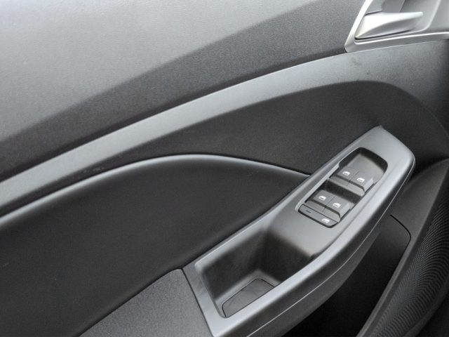 MG MG3 usata, con Specchietti laterali elettrici