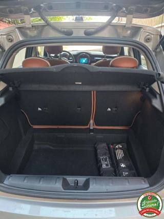 MINI One usata, con Autoradio