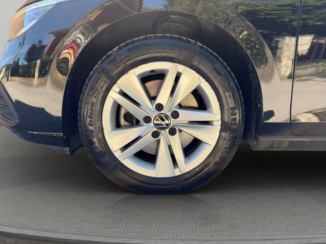 VOLKSWAGEN Golf Variant usata, con Sensore di luce