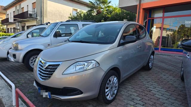 LANCIA Ypsilon usata, con Airbag Passeggero