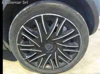 LANCIA Ypsilon usata, con Fendinebbia