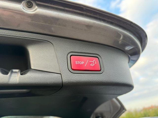 MERCEDES-BENZ GLA 180 usata, con Alzacristalli elettrici